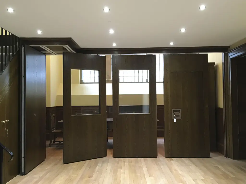 St Mary-le-Bow Vestry