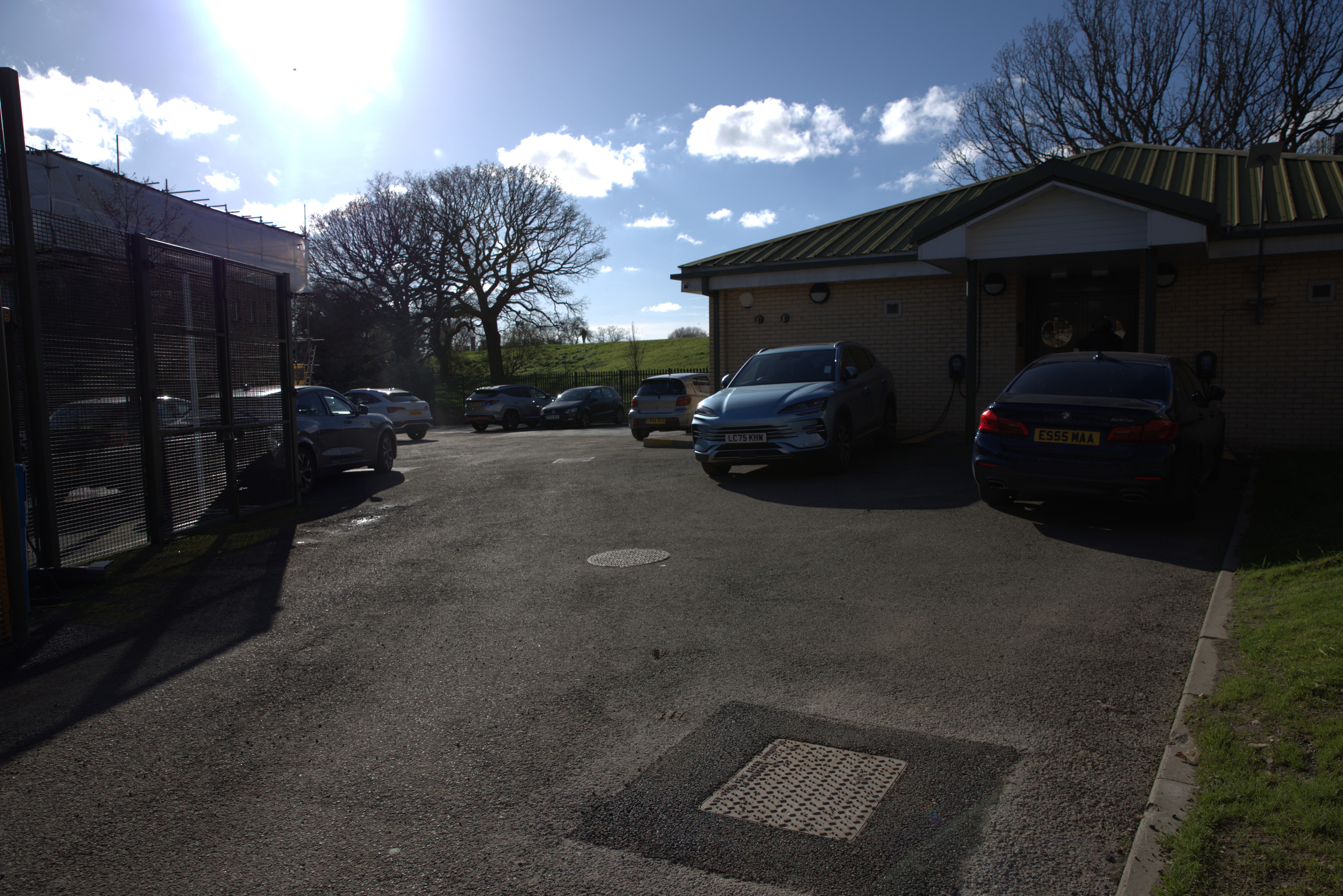Holmleigh Primary School Car Park - Bethune Road