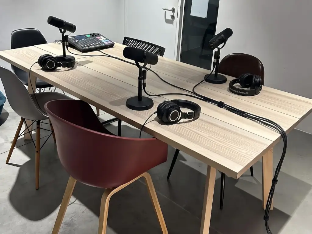 Podcast Room