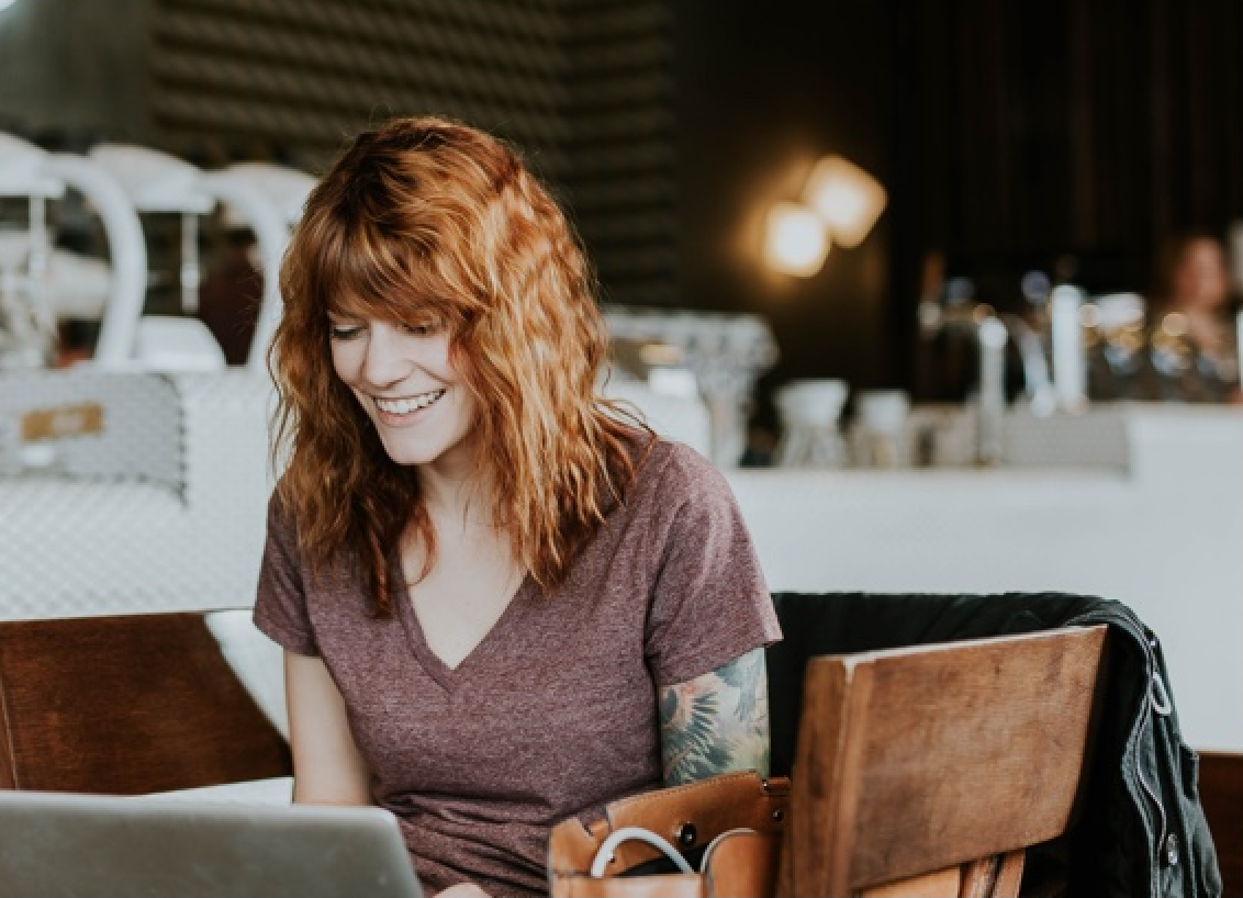women looking at laptop