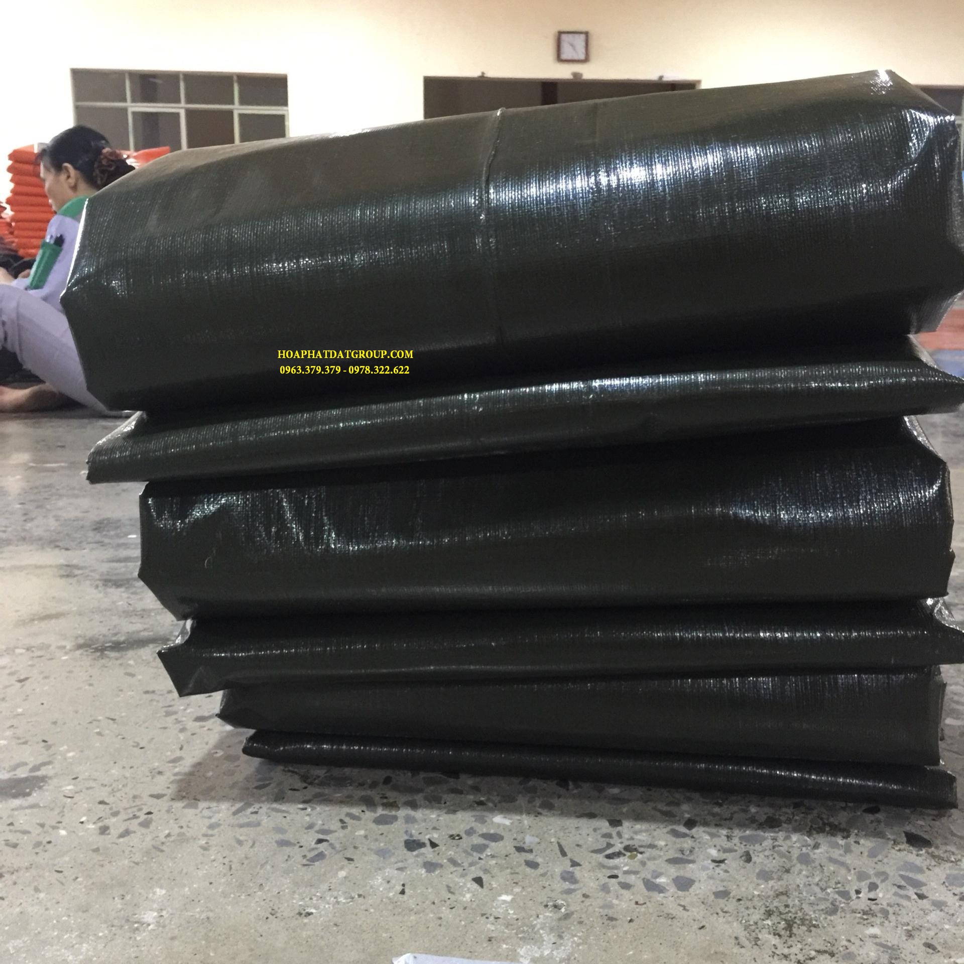 CHUYÊN BẠT NHỰA 2 DA XANH CAM, BẠT DỨA 3 SỌC, BẠT CHE PHỦ CHE ĐẬY, BẠT CÔNG TRÌNH GIÁ RẺ TẠI LONG BIÊN HÀ NỘI