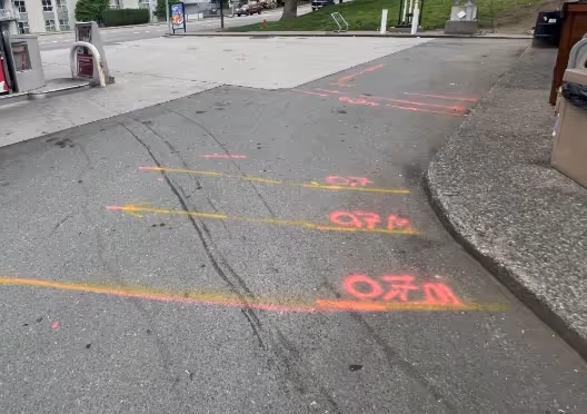 Private utility locating - underground scanning to find pipes, conduits, and cables