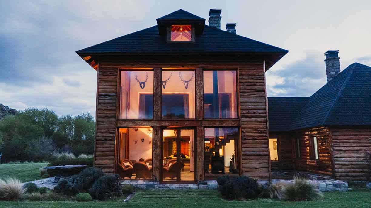 Fishing lodge after light