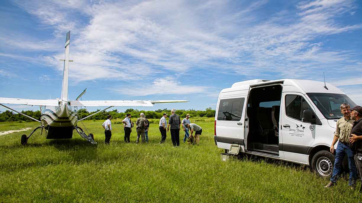 Helicopter transfer at Rio Bravo Lodge