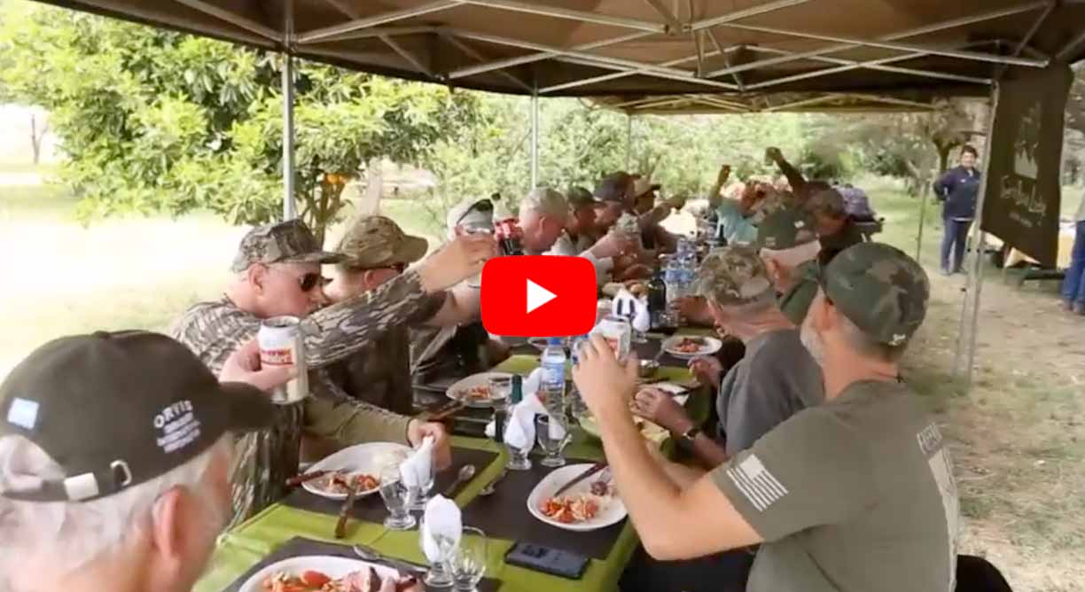 Lunch with friends on the field at Sierra Brava