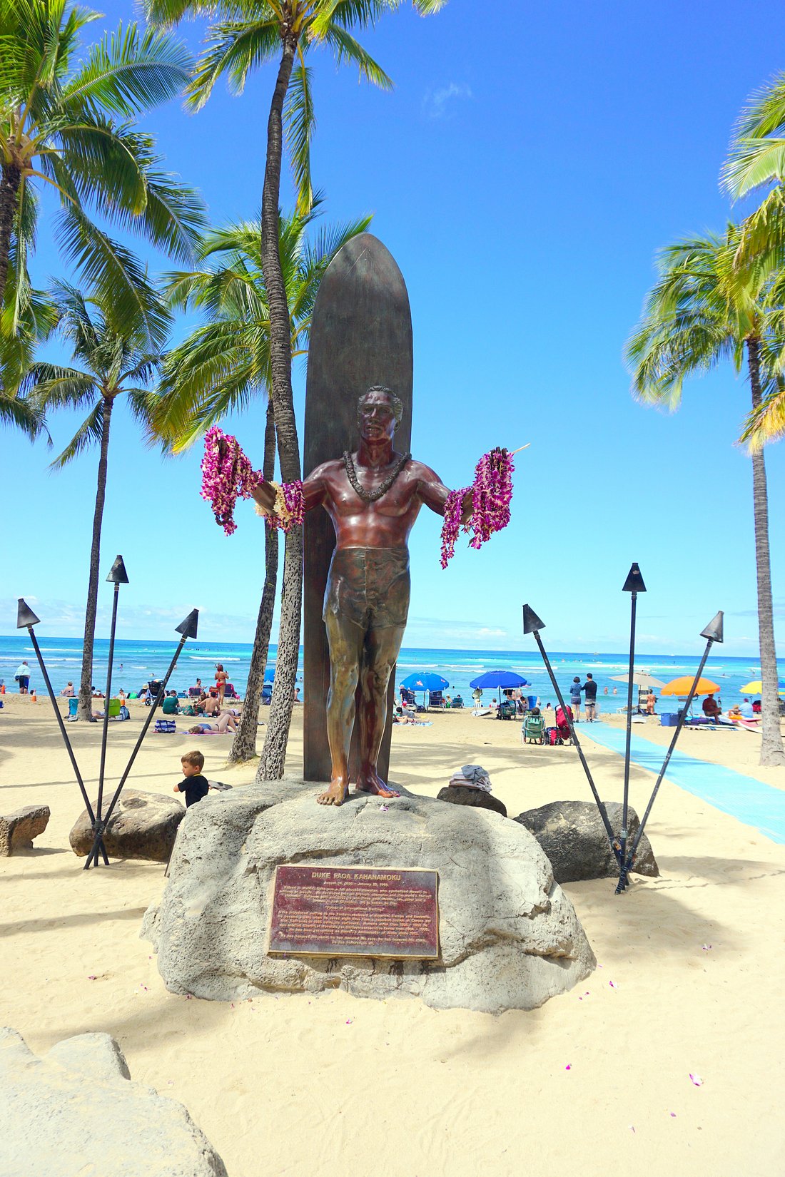 Duke Kahanamoku Birthday Lei Draping Ceremony