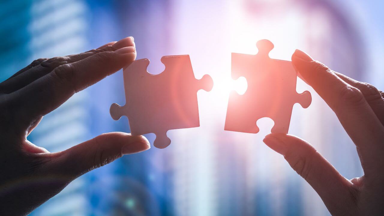 Comparing Key Figures With Dual Classification — Reveal SAP supply chain video