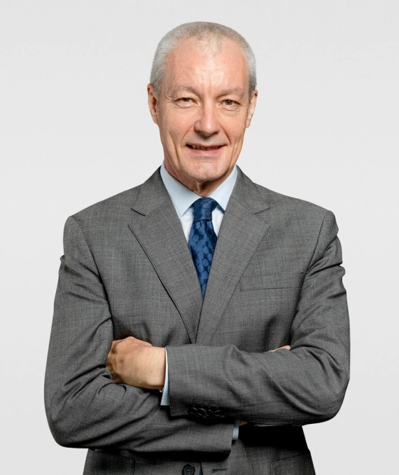 divorce lawyer