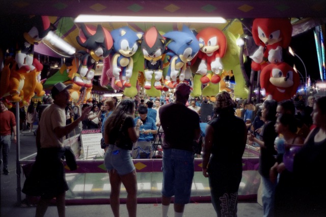 This workshop will guide participants through the process of developing C-41 process colour negative film in a Black & White Darkroom.