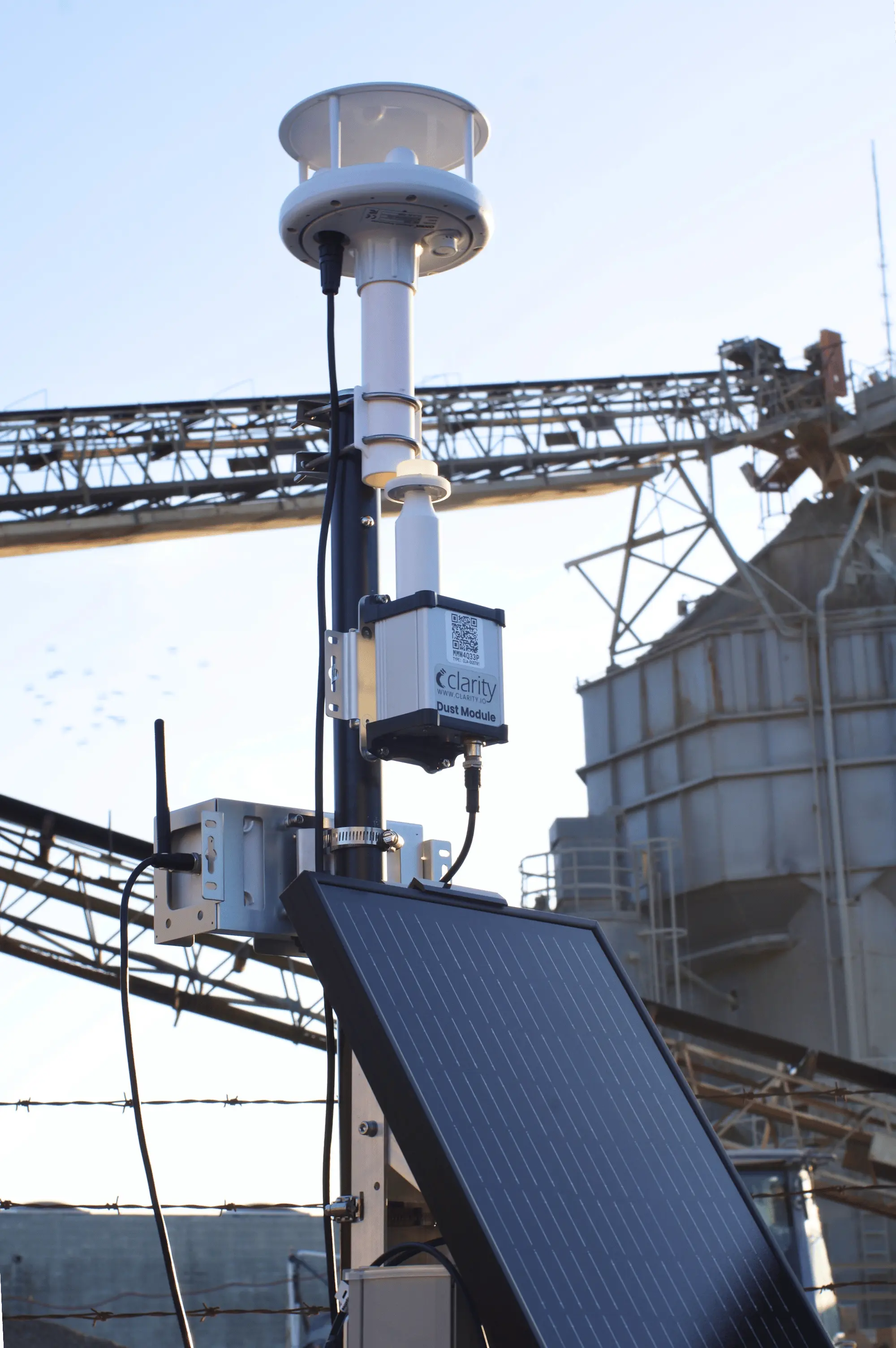 Industrial site deployment of a solar-powered Dust Module air quality sensor measuring PM10 dust and coarse particulate matter; high-performance outdoor air monitoring equipment and the best PM10 monitoring solution available.