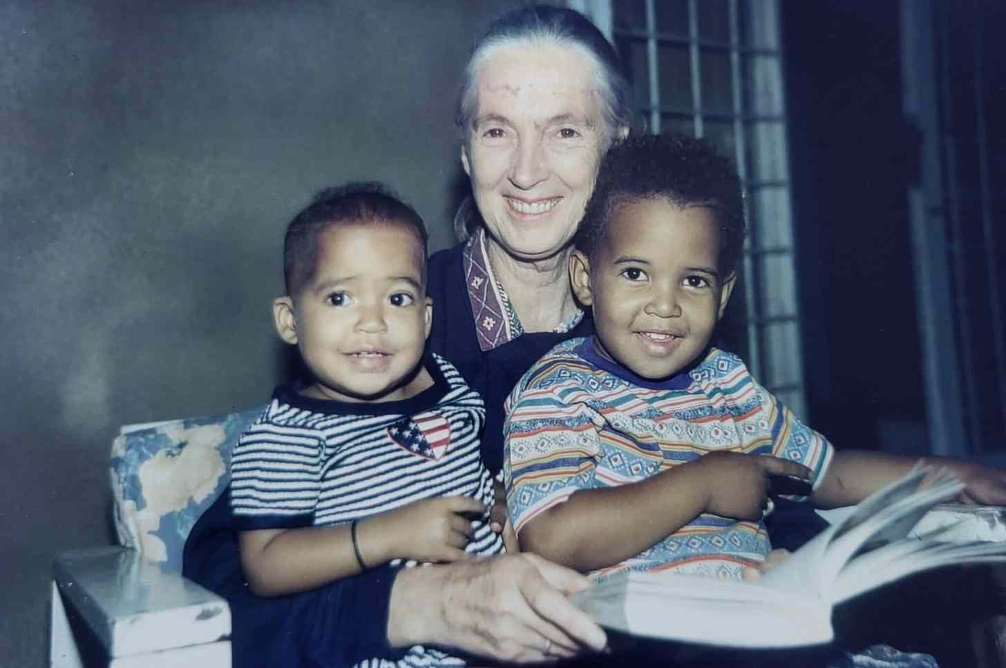 Jane Goodall and her grandchildren, Angel and Merlin Van Lawick. Image courtesy of Jane Goodall Institute.