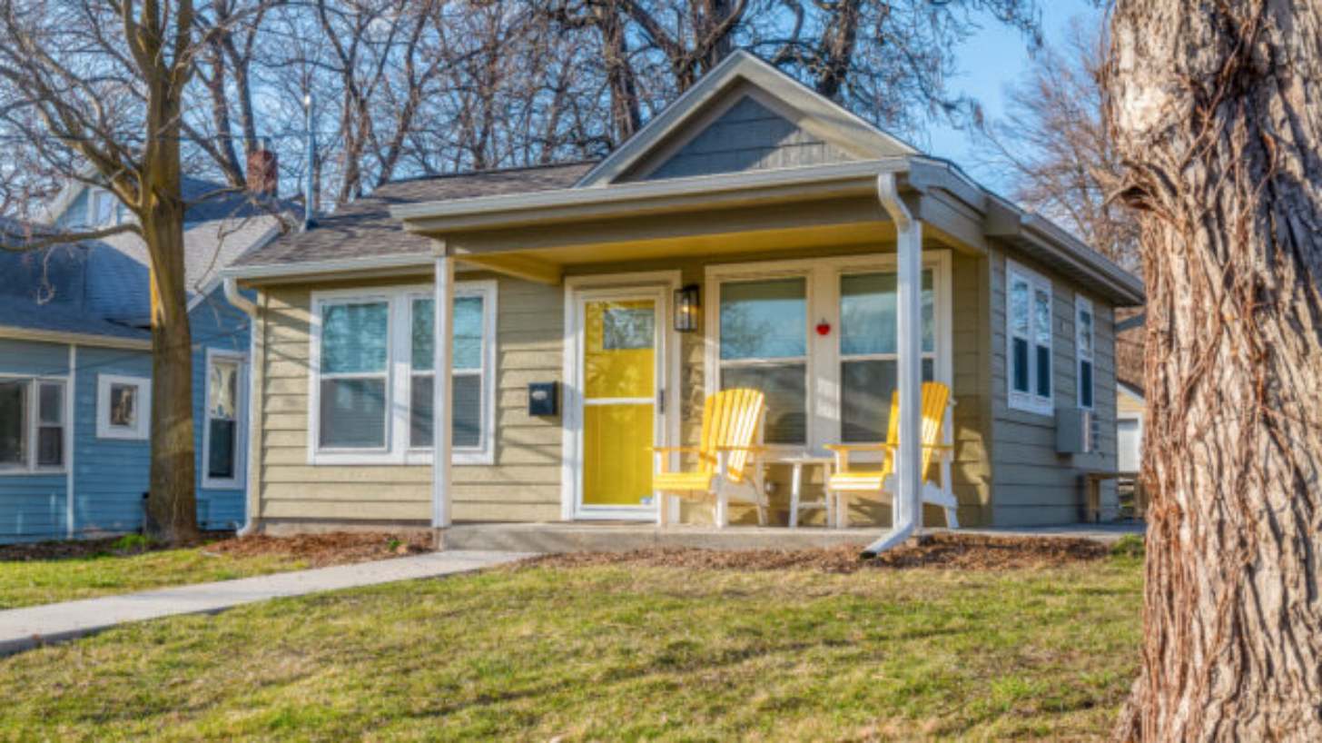 A small yellow cottage in Iowa