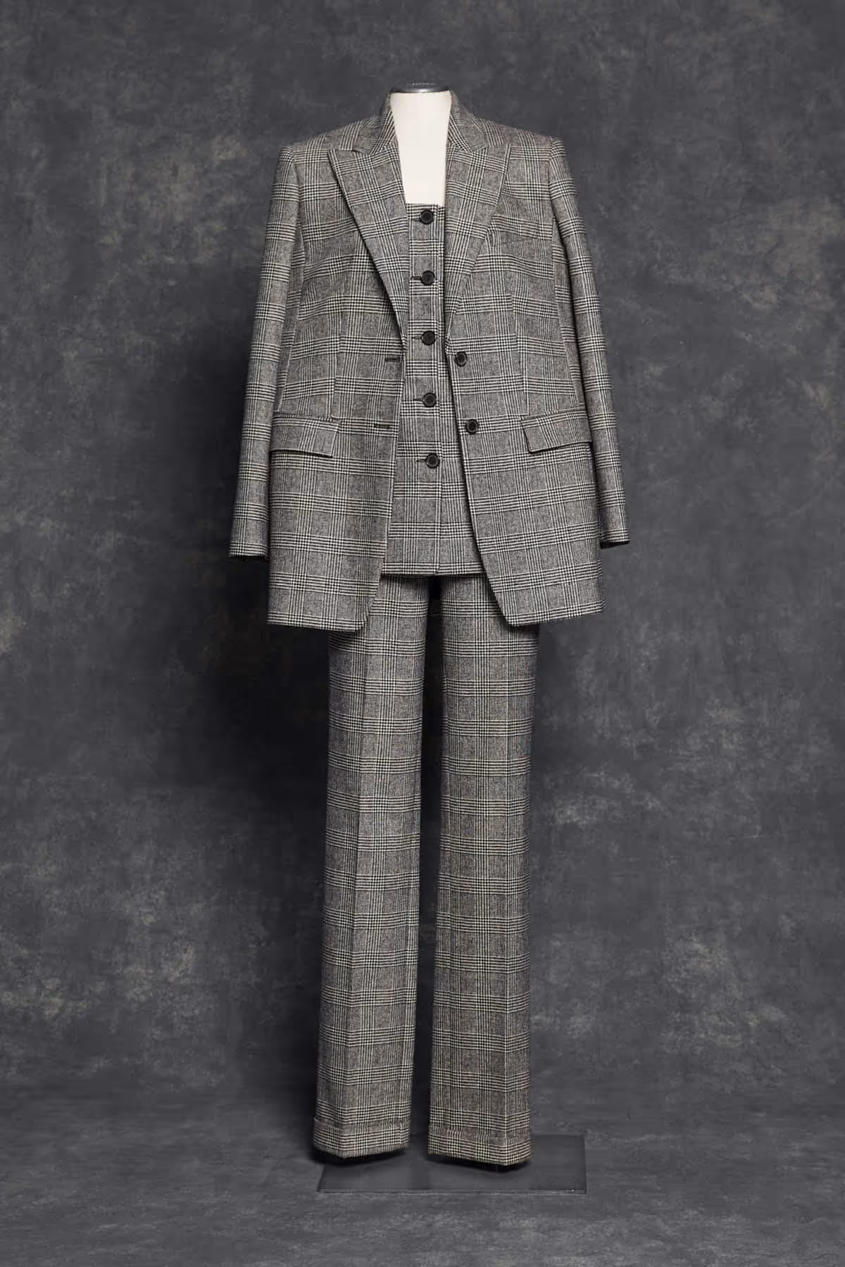 GLEN PLAID SUIT WITH STRAPLESS JACKET