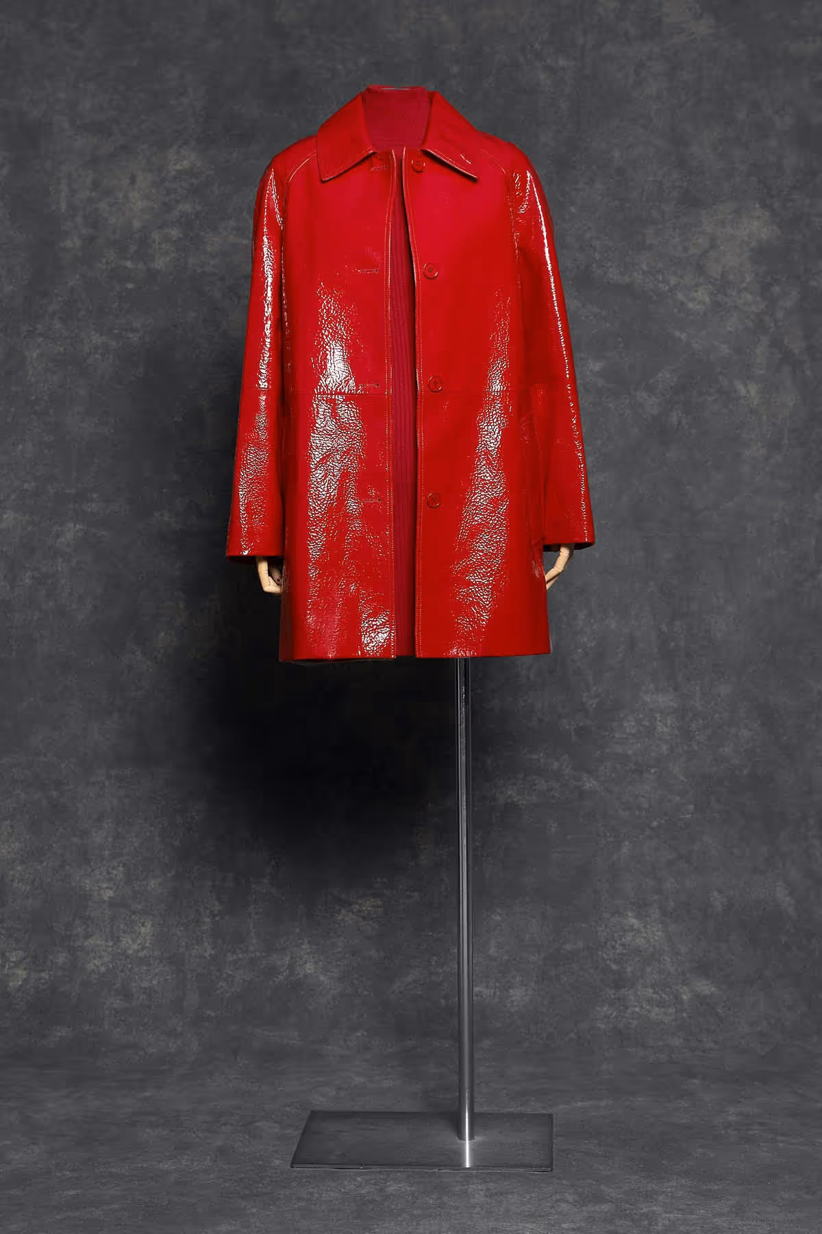 SCARLET PATENT LEATHER BALMACAAN