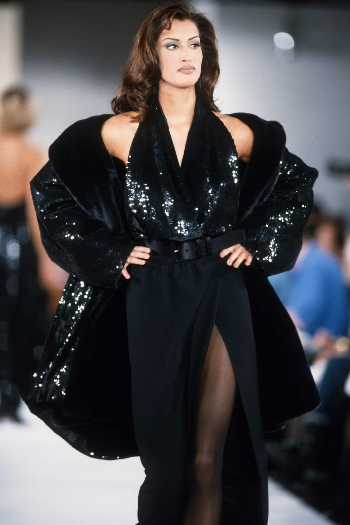 SILK FAILLE BALMACAAN WITH PAILLETTE HAND EMBROIDERY AND FAUX FUR