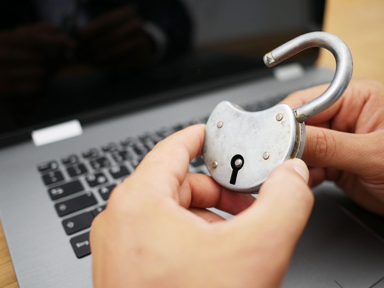 internet-security-castle-cyber