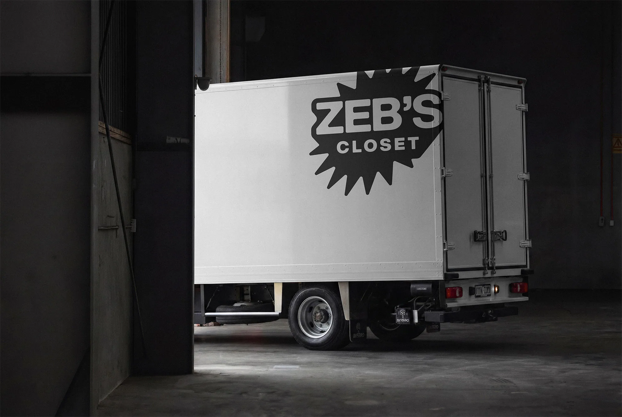 Burton : Zeb's Closet