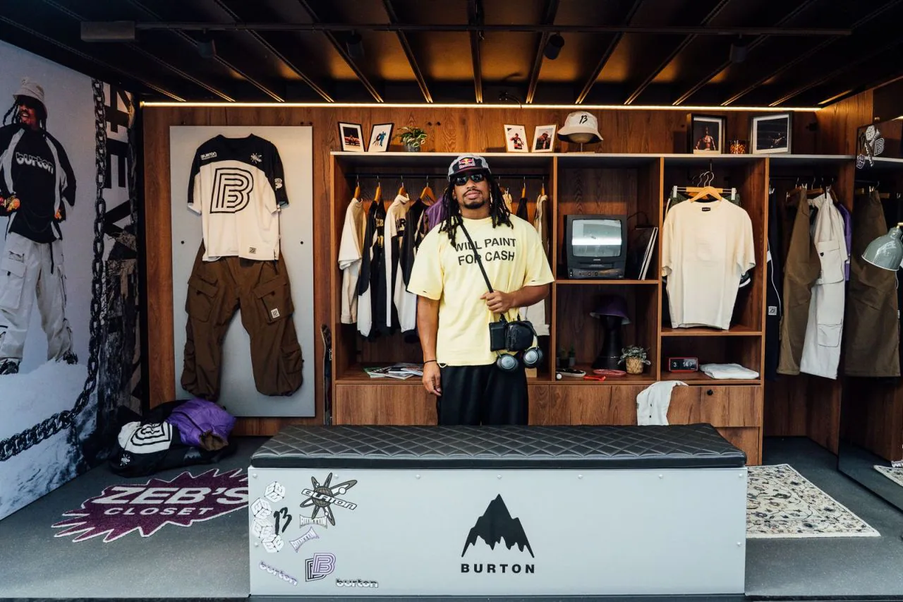 Burton : Zeb's Closet