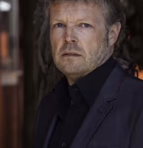 Forfattersentrumrekka: Frode Granhus til Sortland og Øksnes