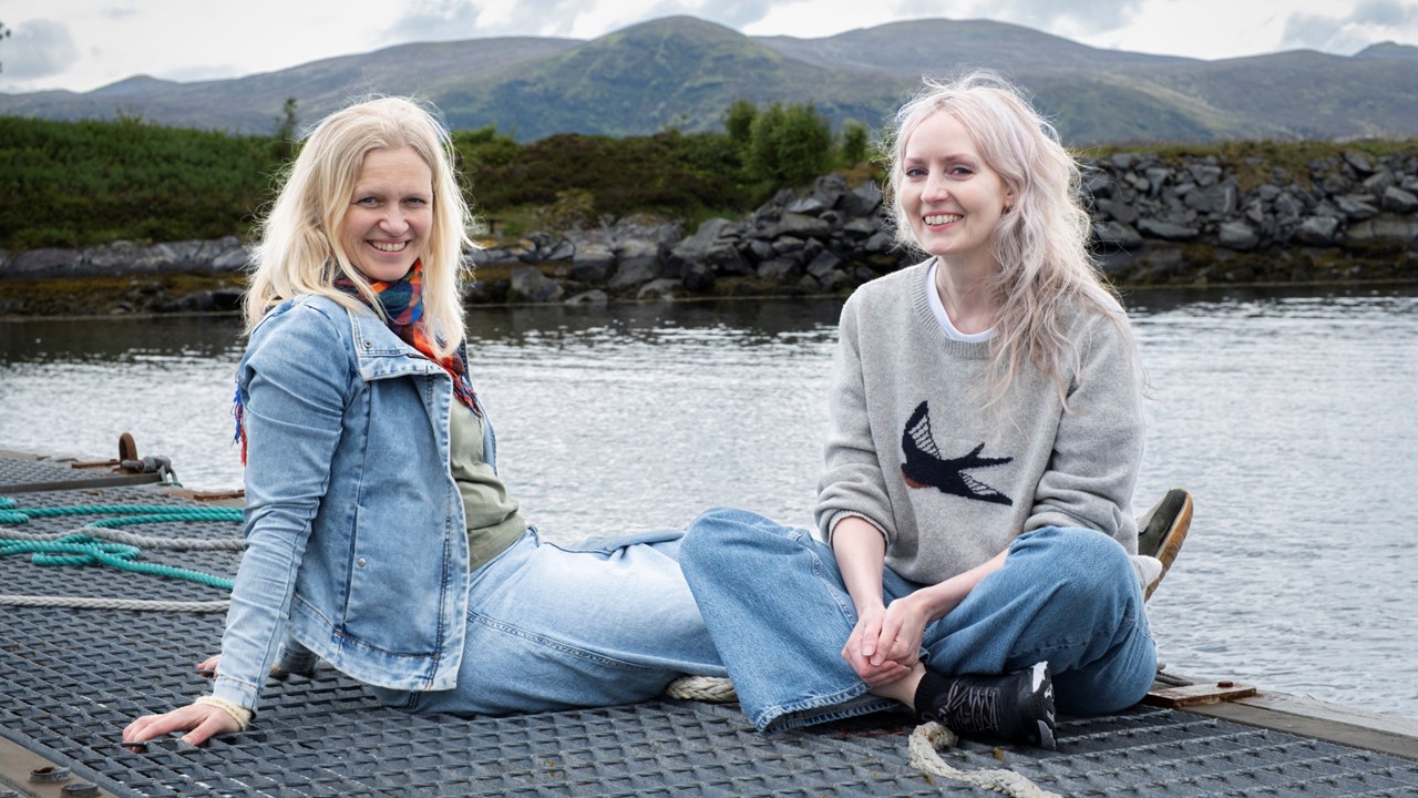 Lillelørdag: Maria Parr og Åshild Irgens