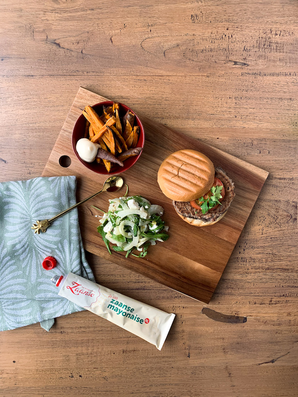 Zelfgemaakte zwarte bonenburger – verwarmende, plantaardige burger vol Qi en goed voor je vertering