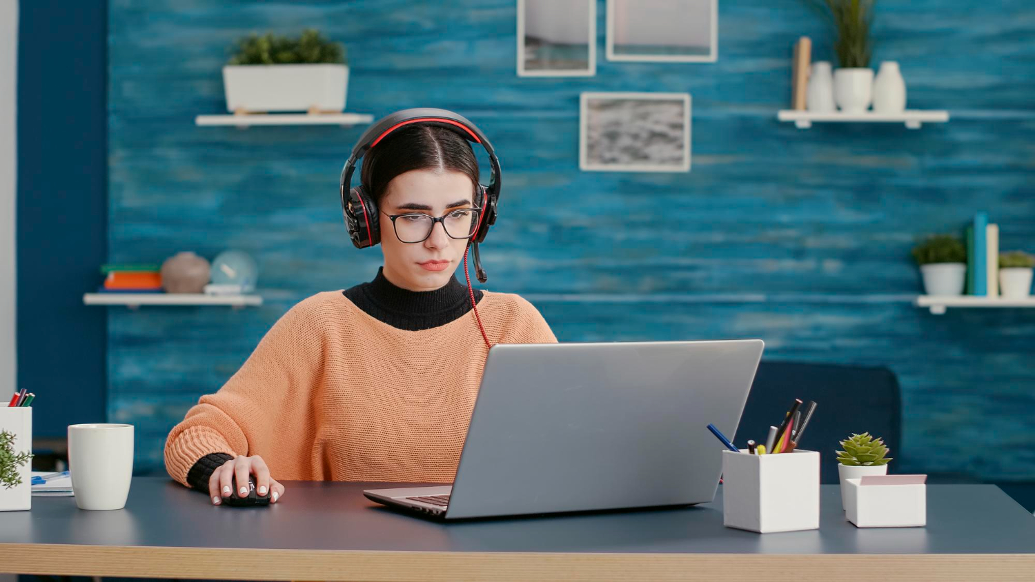 Why 2025 is the best time to start and grow your online course business