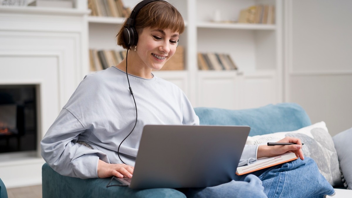 The Best Subscription Platform for Online Content Creators
