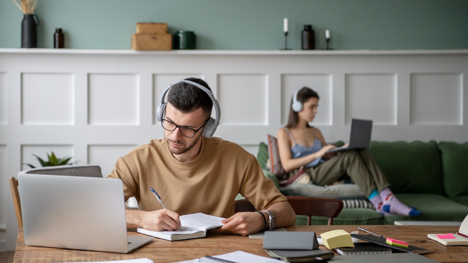 Online Learning Platform for Students: What to Look For and How to Use It