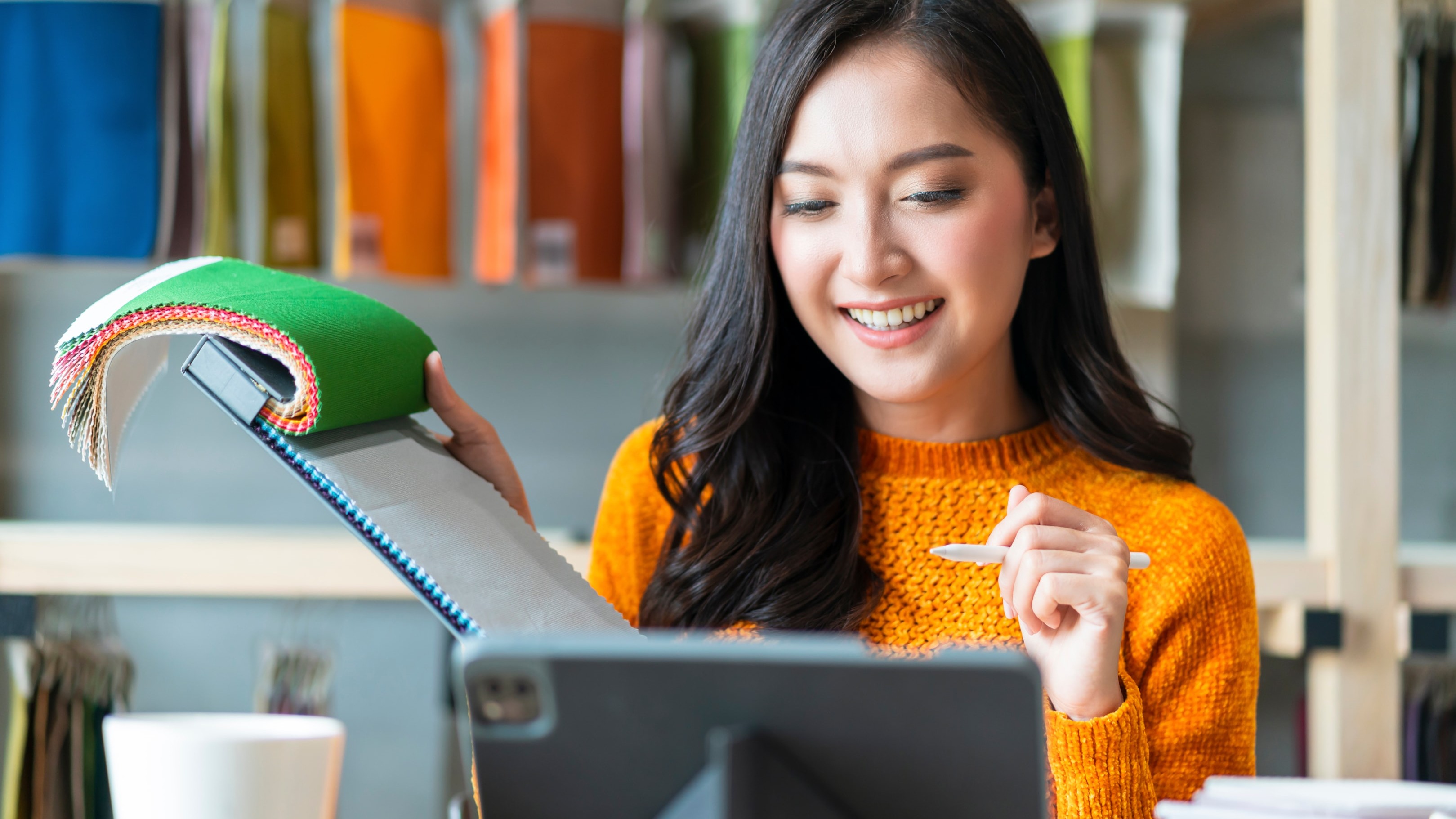 How to Sell Info Products And Grow a Passive Income Stream