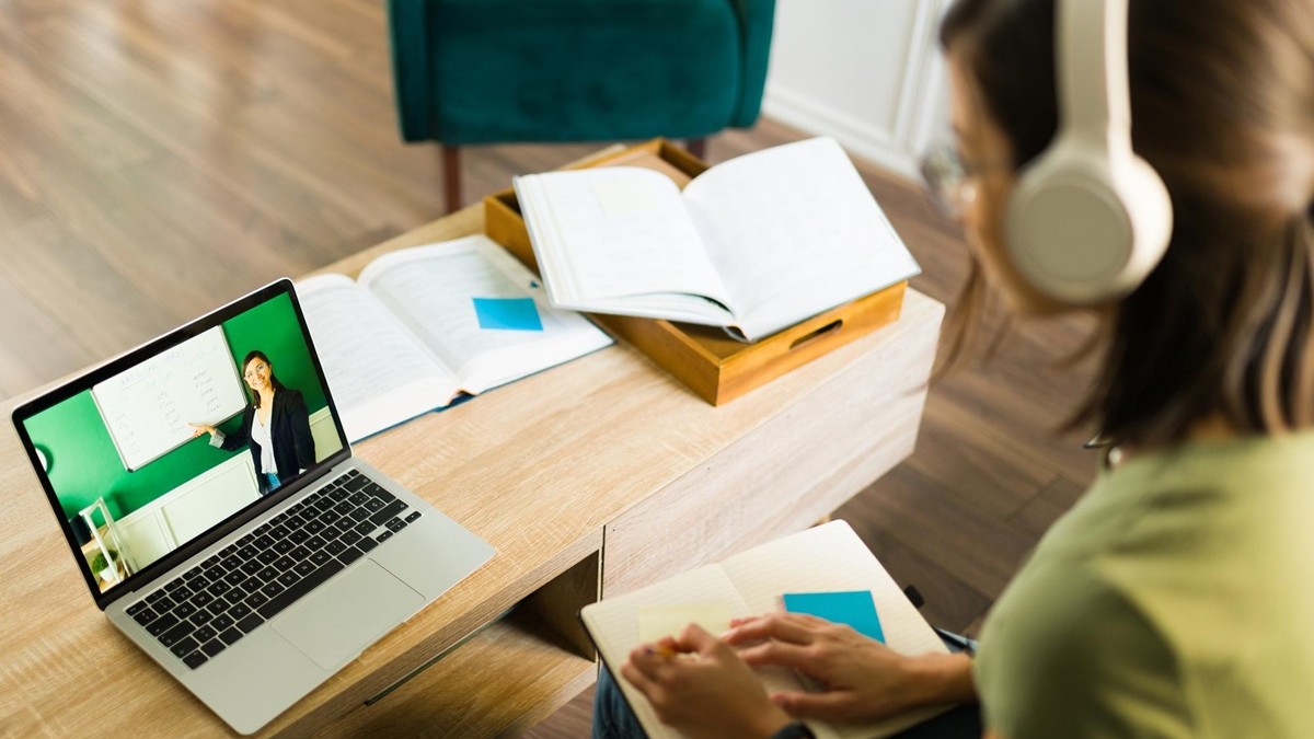 5 Best Online Course Platforms for Educators and Entrepreneurs