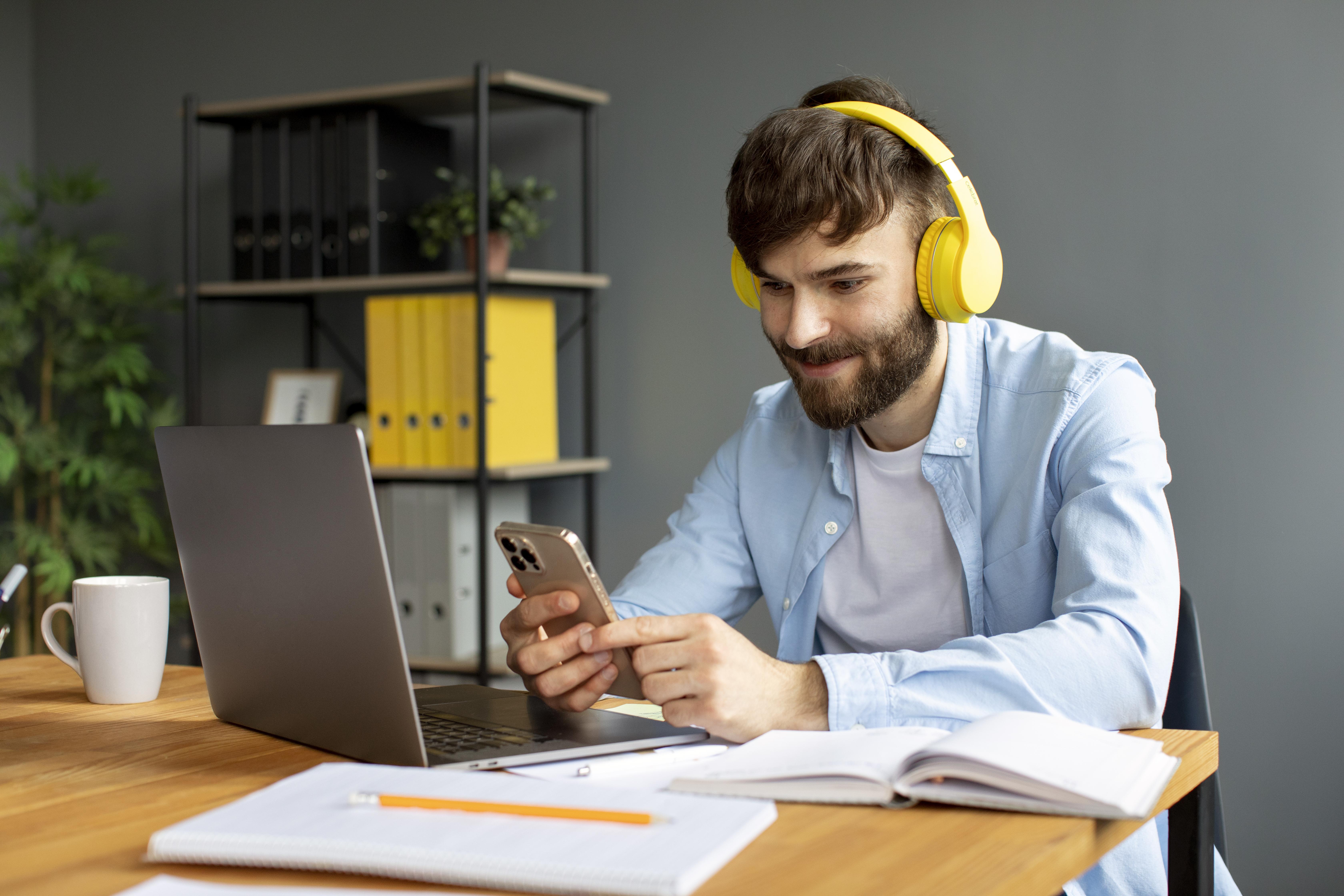 Why Create an Online Course – Benefits of online learning for coaches, entrepreneurs, and creators to earn, grow, and reach more students.