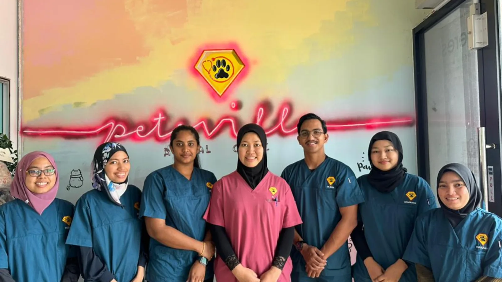 Oyen interviews Dr Diana from Pets Ville Animal Clinic
