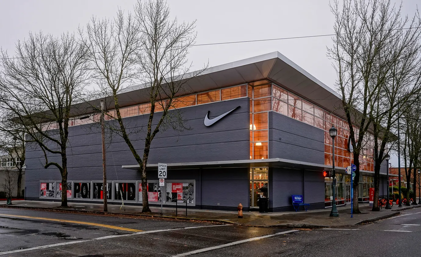 Exterior photo of the Nike Unite Store with signage fabricated by Infinity Images