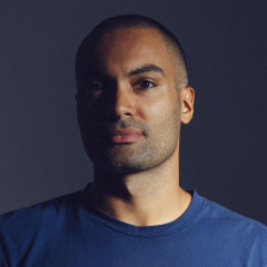 Headshot of Oriel Davis Lyons