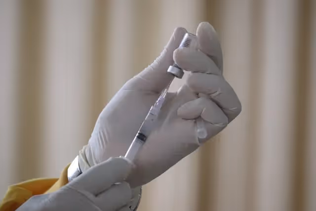 Vacina contra o HIV tem 97% de eficácia comprovada na fase 1 de testes