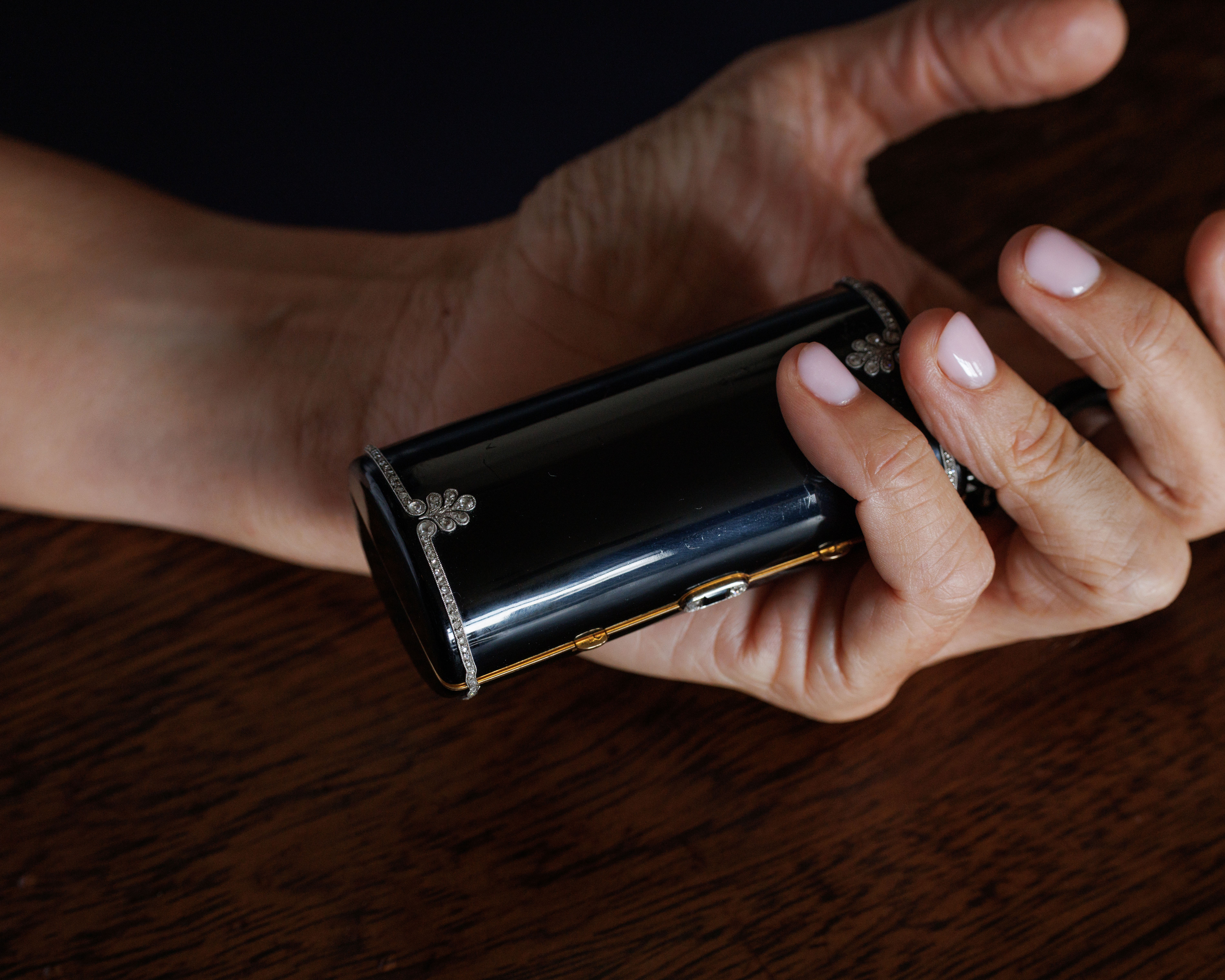When a woman’s whole evening could be carried in one hand