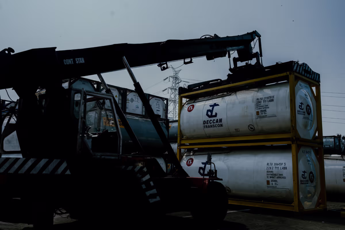 Leasing vs. Buying ISO Tank Containers