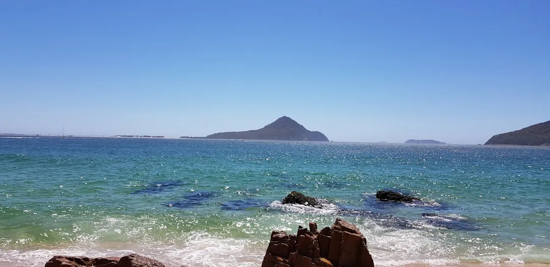 Tea Gardens to Nelson Bay