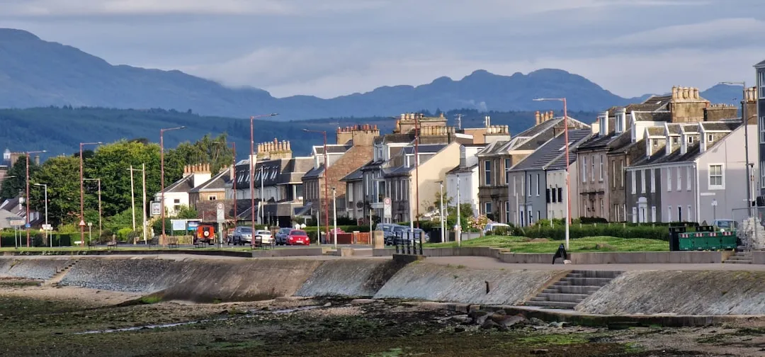 Greenock to Helensburgh
