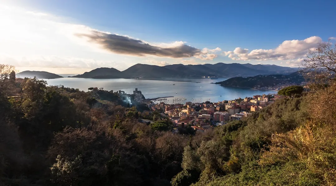 Sarzana to Lerici
