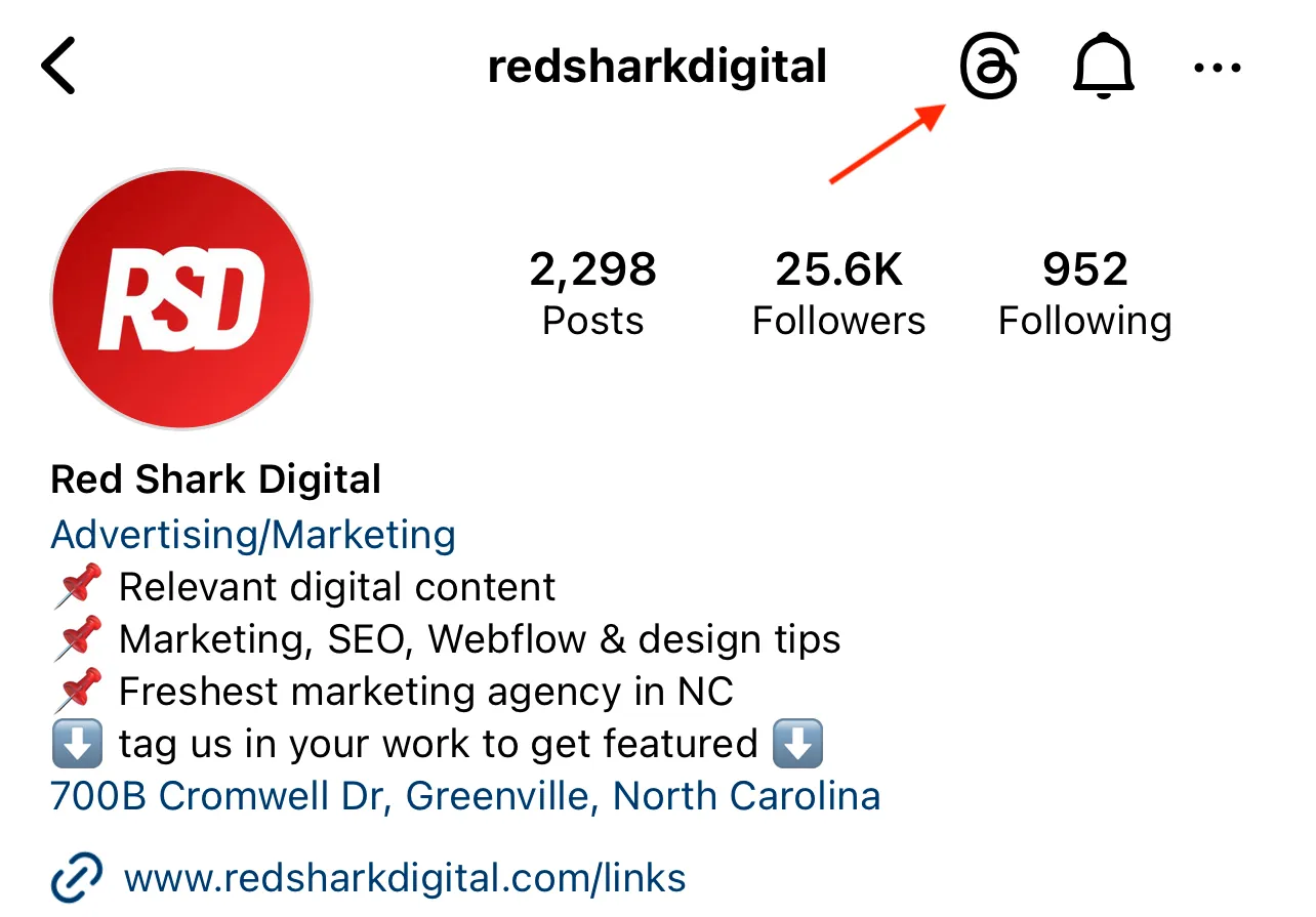 Red Shark Digital's Instagram profile is shown with a red arrow pointing to the Threads icon.