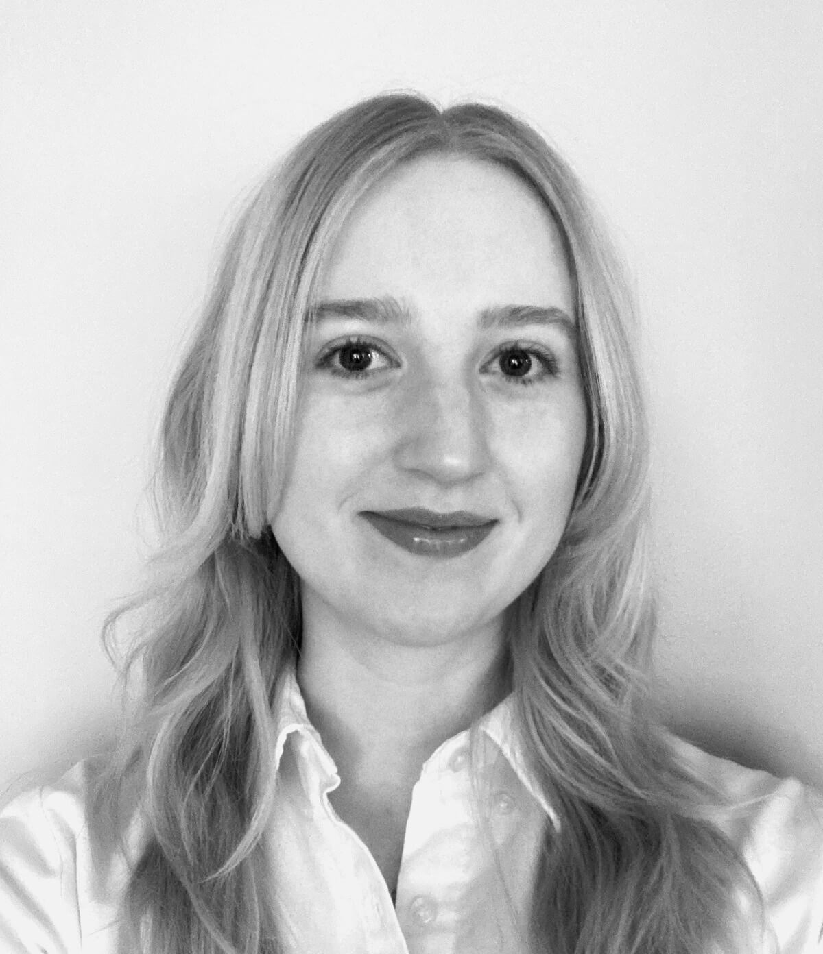 Headshot of Colleen Kennelly