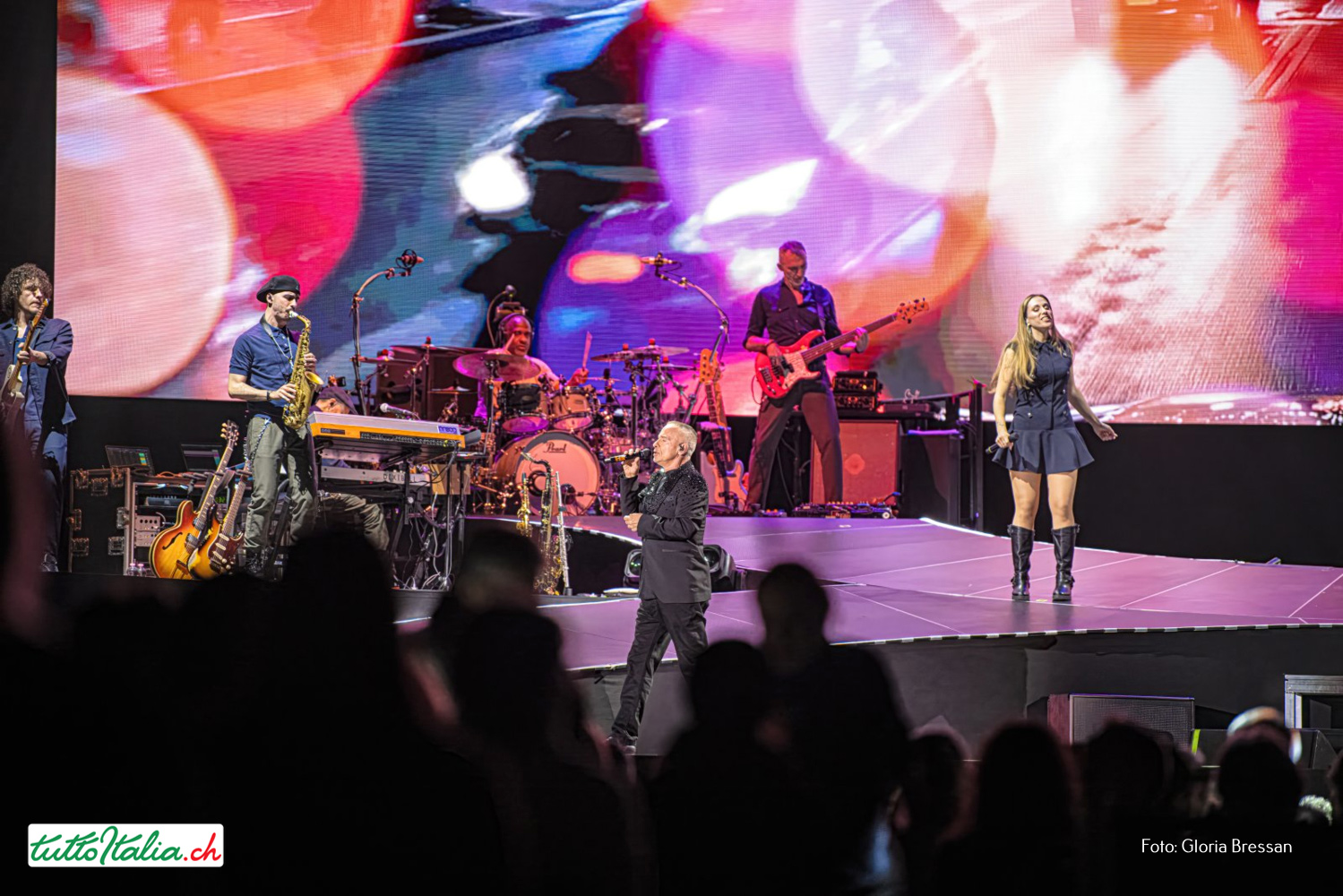 Eros Ramazzotti a Zurigo: Hallenstadion sold out, guarda le foto