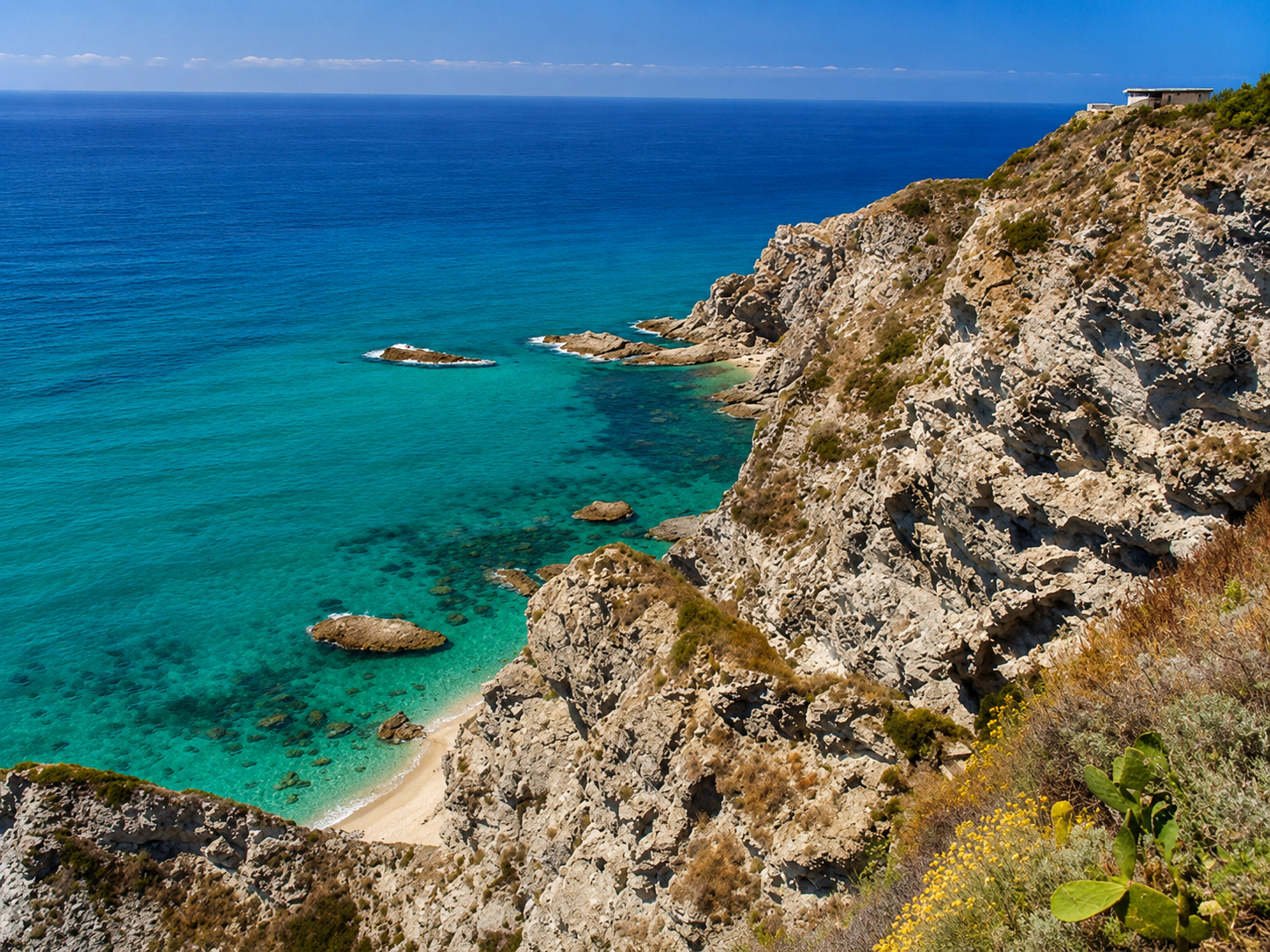 La Calabria ti paga fino a 28.000 euro per trasferirti? Ecco cosa c'è di vero