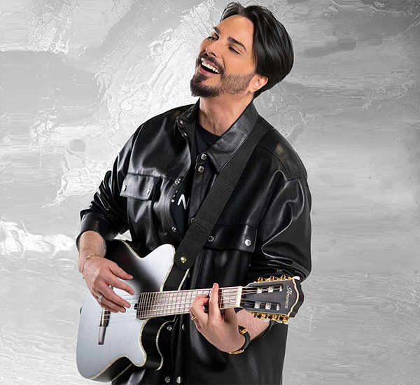 Tony Colombo brings his "T'Aspetto Fore 'o Core – Tour 2025" to Europe