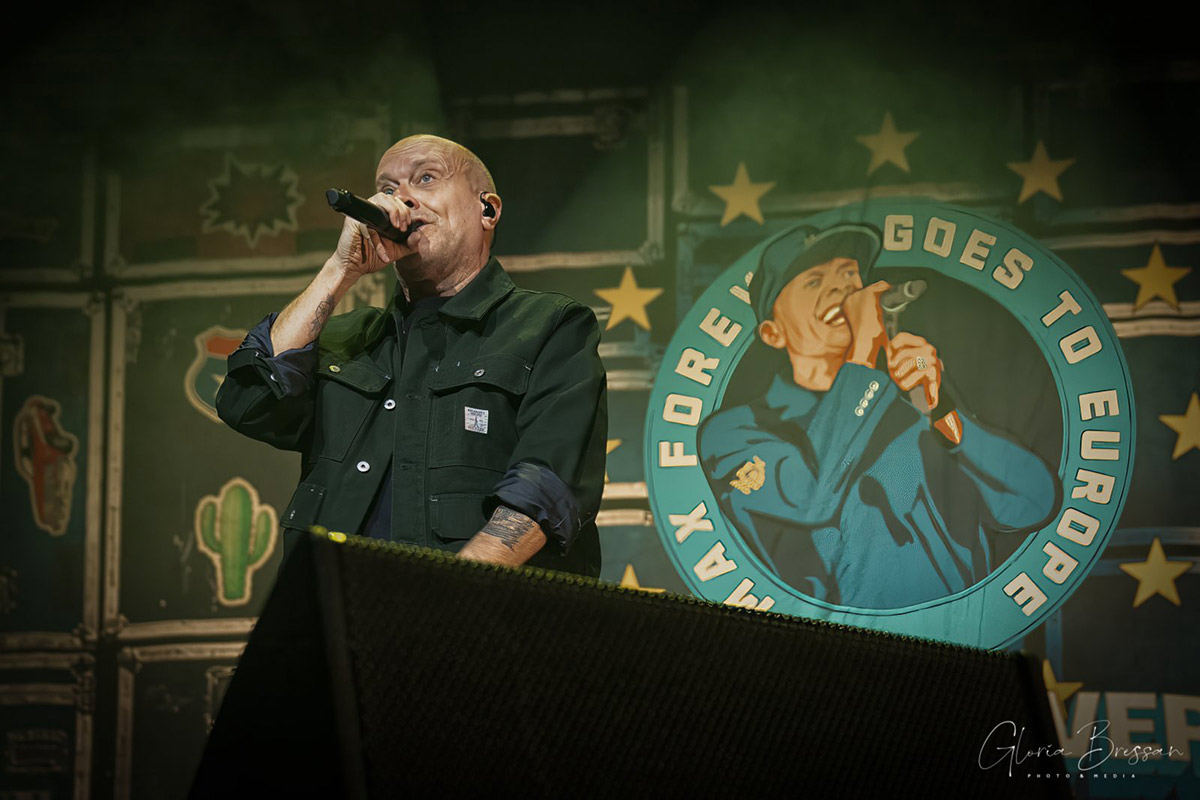 Zurich sings, dances and cannot stop: Max Pezzali sets the Hallenstadion on fire