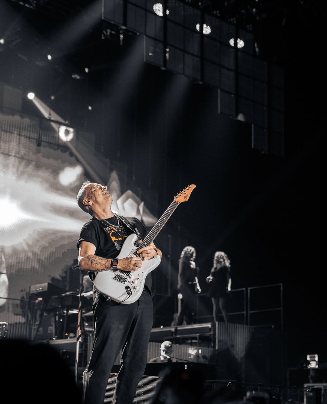 Eros Ramazzotti annonce une date supplémentaire en Suisse en 2027 avec « Una Storia Importante »