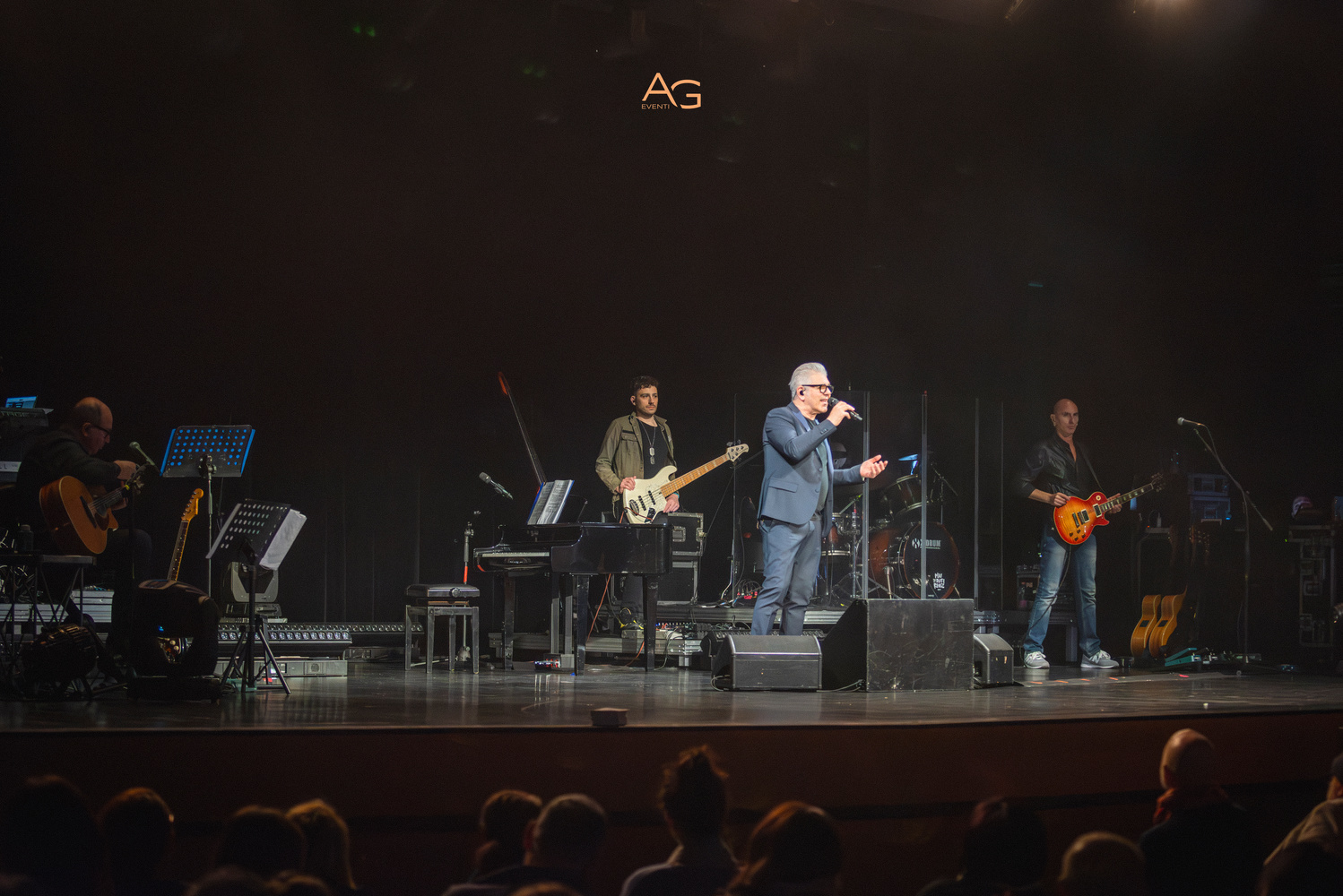 Michele Zarrillo enchante Horgen avec un concert riche en émotions à la Schinzenhof, Gemma en première partie