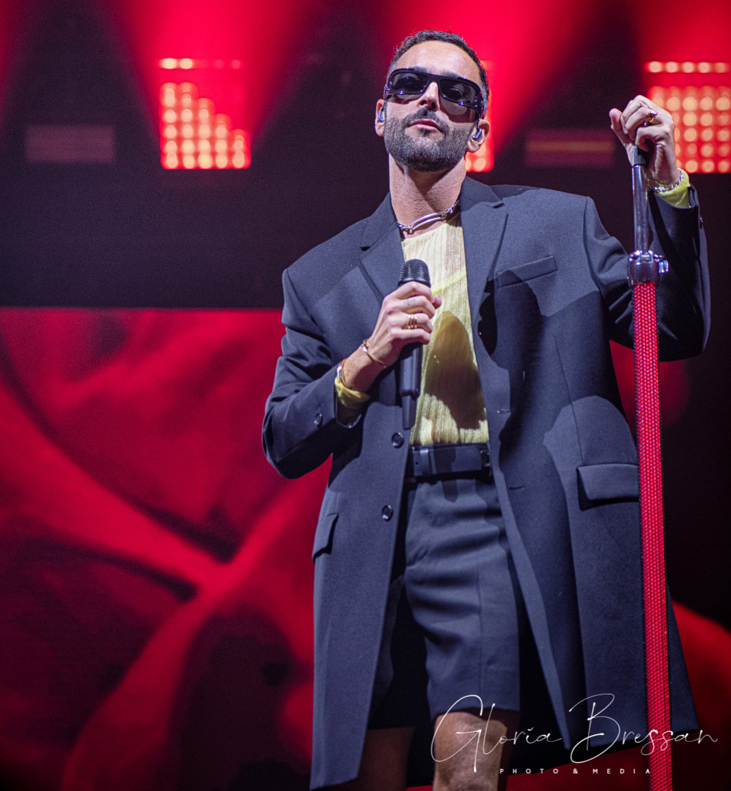 Marco Mengoni blows the roof off Zurich's Hallenstadion