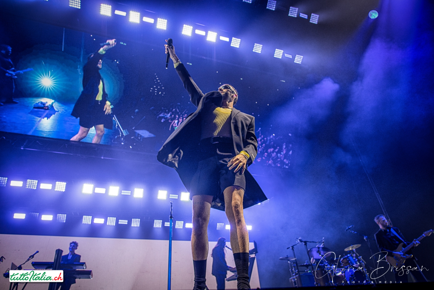 Marco Mengoni blows the roof off Zurich's Hallenstadion